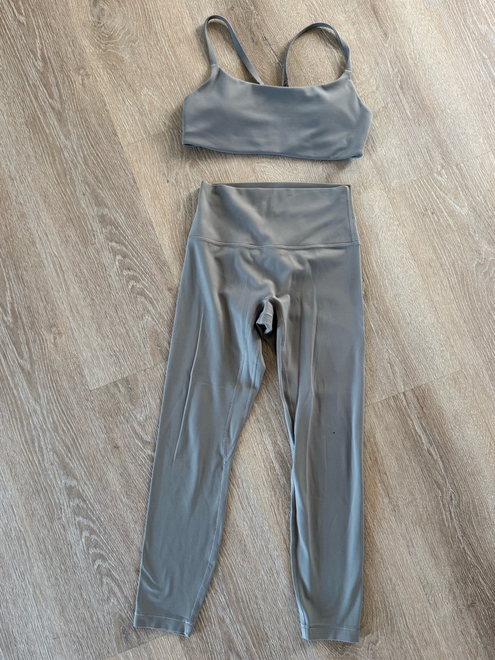 LULULEMON | greige SET